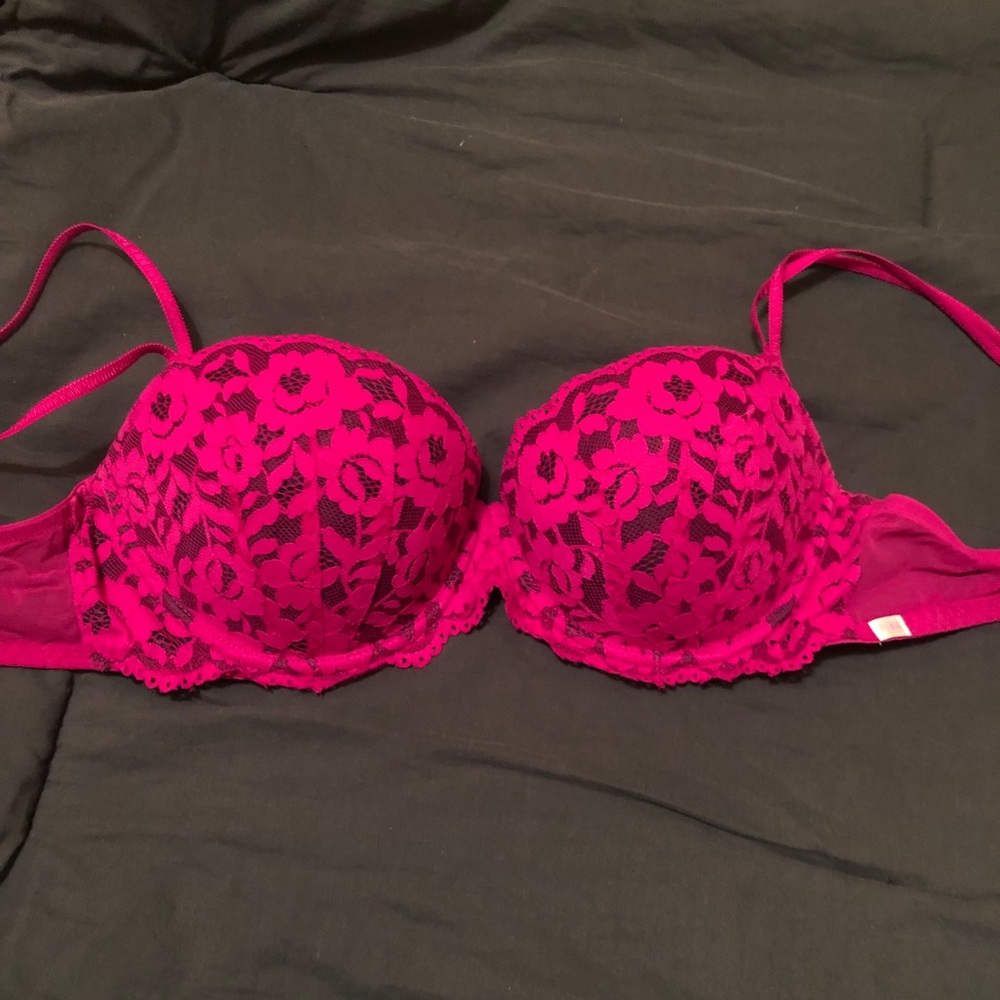 Victoria Secret PINK date push-up bra